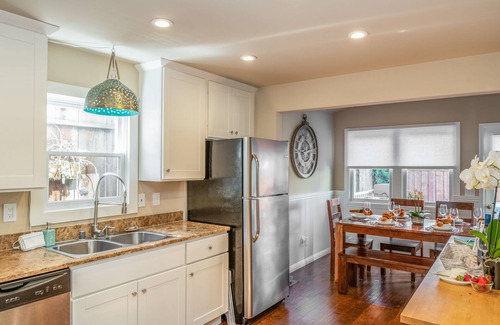 Pacific Grove House | 3788 Seagull's Nest ~ Walk to Downtown & Beach, Views of the Bay & Sea Life!