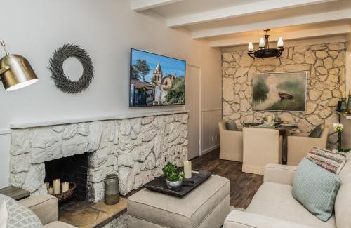 Northwest Carmel Apartment | 3798 Cedar Place apts