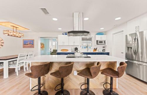 Harbor Heights Apartment | 384 Harbor Drive