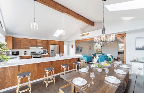 Del Rey Oaks House | 3849 La Vista Portola - Spacious, Mountain Views