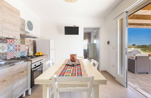 Padula Fede Apartment | 3864 Dimora Le Frasche - Trilo 2 by BarbarHouse
