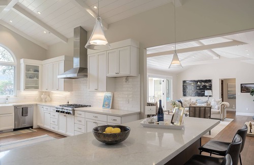 Hatton Fields House | 3888 Seas the Day - Modern, Stylish, Lush Gardens