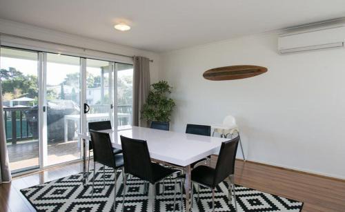 Ventnor House | 39 Bingley Crescent Ventnor