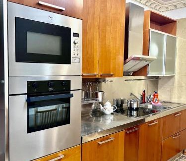 Nur-Sultan Apartment | 390 Теплые и уютные апартаменты с прекрасным видом на Байтерек с 2 большими кроватями с 2 санузлами