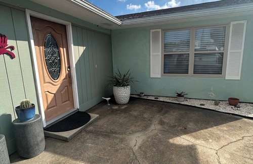 Biltmore Beach House | 3B/2B house with POOL. 700' to public boat ramp & .6 mi to beach access!