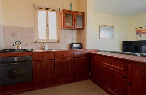 Xaghra Apartment | 3B Panoramic Valley & Beach View