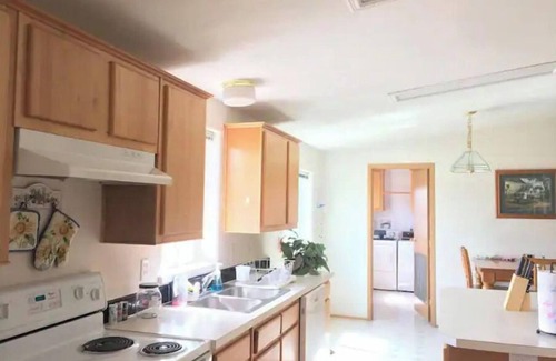 Goldendale House | 3B2B in Goldendale