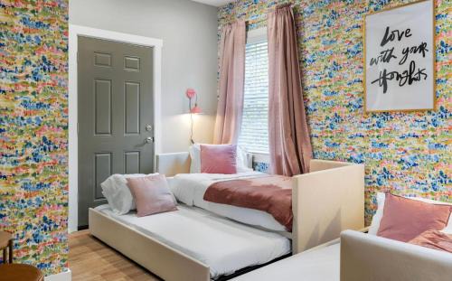 Lower Lawrenceville House | 3BD with Rooftop & BBQ - 7Mins to Downtown Pittsburgh