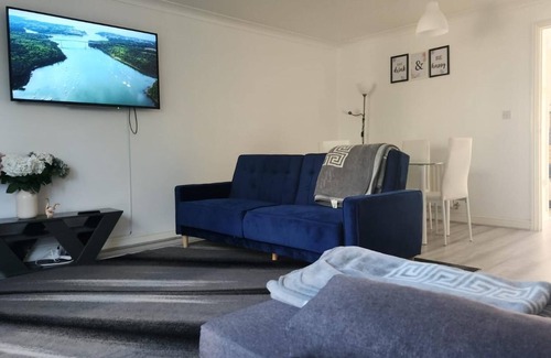 Maidstone House | 3bed Maidstone Stay - Wifi, Parking, London Access