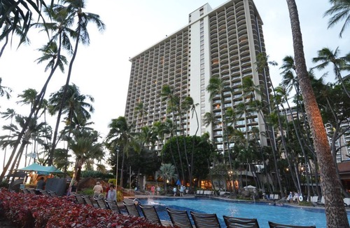 Ala Moana Apartment | 3Bedroom Penthouse Hilton Hawaiian Village Grand Islander Waikikian Lagoon Tower