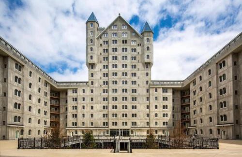 Grandville Apartment | 3BR Disney Apt at The Grand Castle