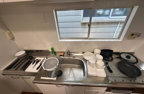 Abeno House | 3BR Entire Home, 1-Min Walk to Midosuji Line, Sleeps 10