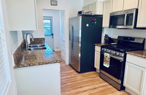 Covina House | 3BR Family Home W/D, Parking, BBQ, Backyard & Premium Comfort