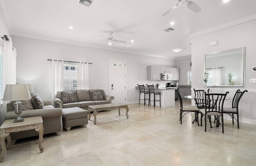 Palm Cay Condo | 3BR luxury condo