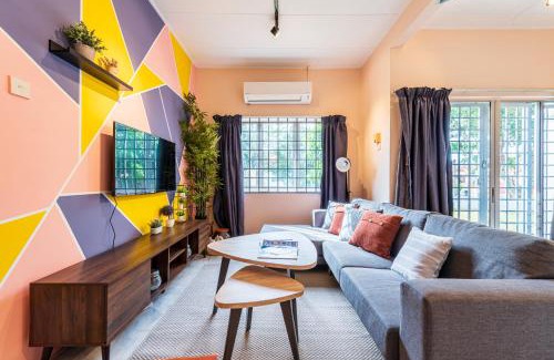 Sungai Pelek House | 3BR Retreat Homestay near to GoldCoast, Sepang by Verano