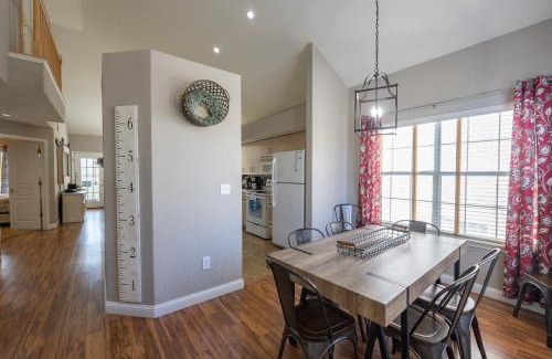 Branson House | 3BR with Loft - Near The Strip - FREE TICKETS INCLUDED - FW2-6