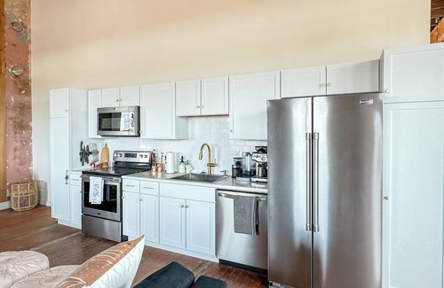 Honey Grove House | 3E Sunrise View