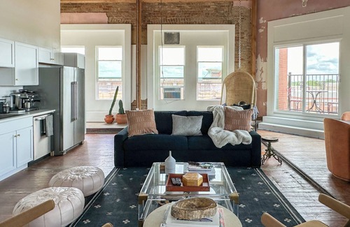 Honey Grove House | 3E Sunrise View