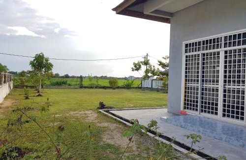 Kampung Kubang Tangga House | 3H REST HOUSE @ HOMESTAY