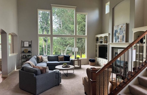 Blaine House | 3M Golf Immaculate Spacious 5-bedroom house in Blaine.