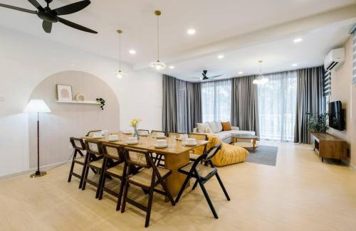 Putrajaya House | 3StoreyFamilyFriendly LakeVilla@Putrajaya@BathTub