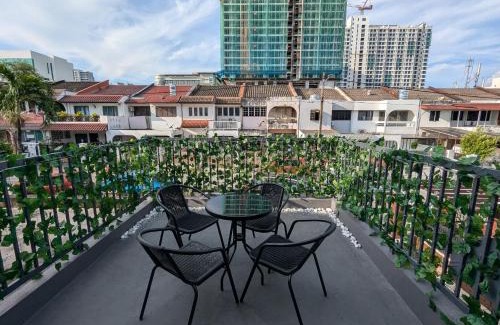 Subang Jaya House | 4-15pax Sawatt Homestay at Subang - Entire House