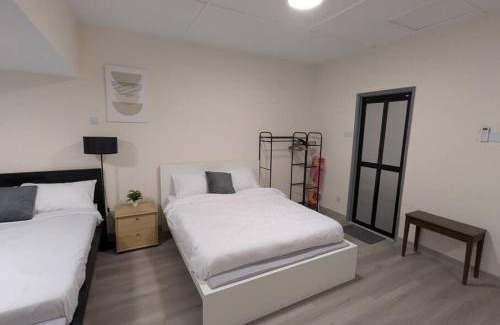 Subang Jaya House | 4-15pax Sawatt Homestay at Subang - Entire House
