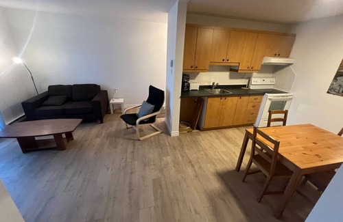 Les Rivieres Apartment | 4.5 fully equipped balcony parking