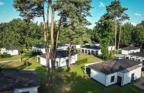 Zutendaal Ski Chalet | 4-6-person chalet in the holiday park Landal Mooi Zutendaal