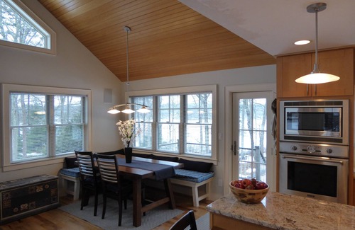 Cedar Bushes House | 4+ Acre Pond Front Retreat, Basketball Court
