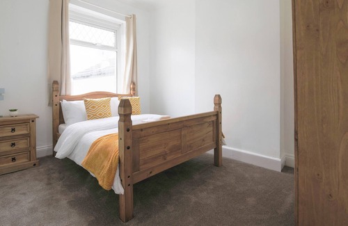 Splott House | 4 Bed Central Renovated House