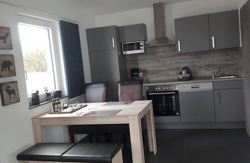 Esch House | 4-bed cottage Munich, bath/toilet - Eifel Apartments