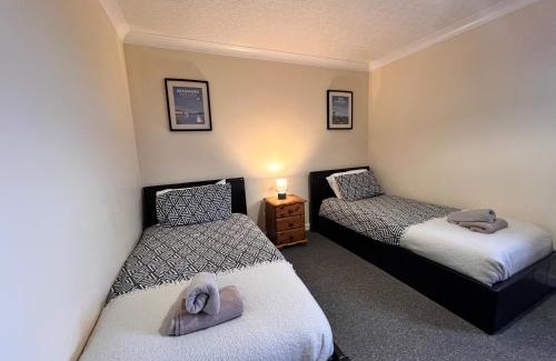 Llanddona House | 4 Bed Farmhouse - Pets - Garden - Parking