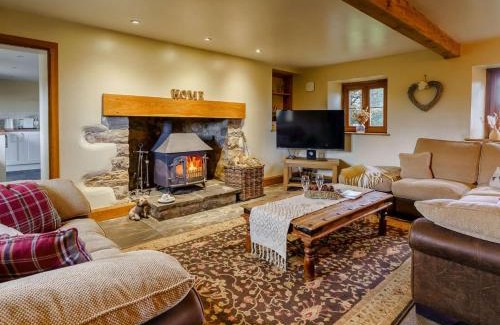 Llanvair Kilgeddin House | 4 Bed in Abergavenny 88014