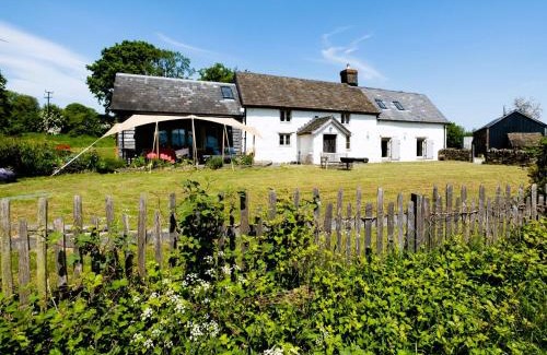 Westbrook Court House | 4 Bed in Clyro 92039