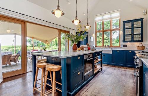 Westbrook Court House | 4 Bed in Clyro 92039