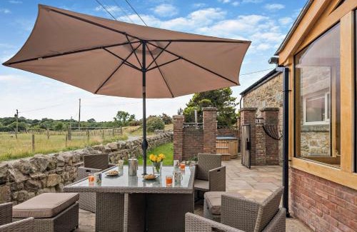 Leeswood House | 4 Bed in Mold 92663
