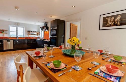 St Dogmaels House | 4 Bed in St Dogmaels 93465