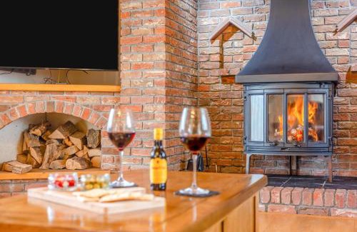 Glandyfi House | 4 Bed in Talybont oc-y32384