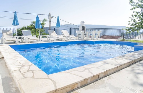 Herceg Novi Villa | 4 Bed Villa with Swimming Pool and Stunning Sea Views