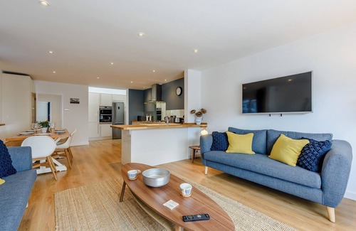 Felpham Cottage | 4 bedroom accommodation in Felpham, near Bognor Regis