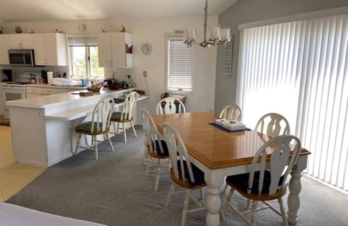 North Beach House | 4 bedroom accommodation in North Beach