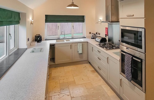 Landshipping House | 4 bedroom accommodation in Narberth