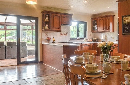 Bethania Cottage | 4 bedroom accommodation in Tregaron