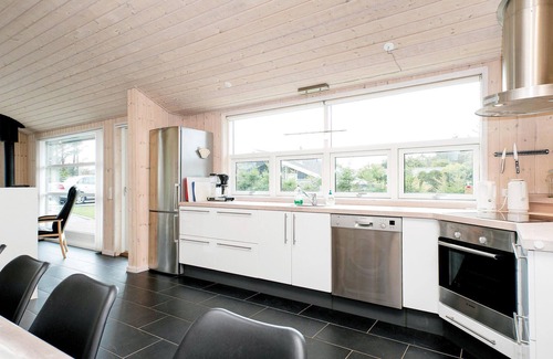 Lonstrup House | 4 bedroom accommodation in Hjørring