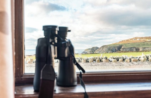Holyhead Cottage | 4 bedroom accommodation in Penrhos Feilw, near Trearddur Bay