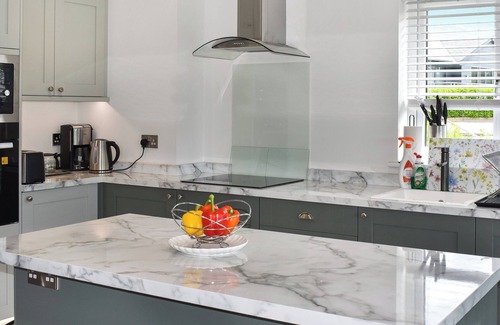 Newport East Cottage | 4 bedroom accommodation in Newport