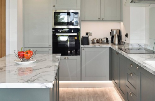Newport East Cottage | 4 bedroom accommodation in Newport