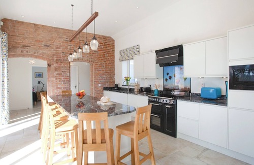 Sugnall Cottage | 4 bedroom accommodation in Slindon, near Eccleshall