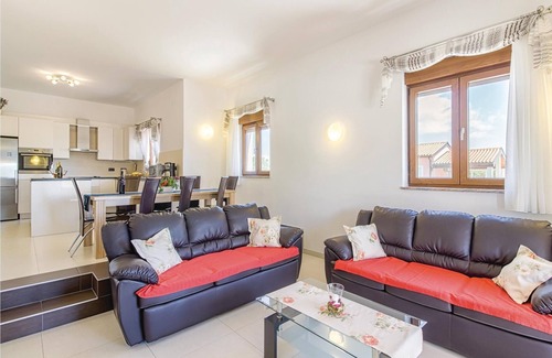 Jadreski House | 4 bedroom accommodation in Jadreski